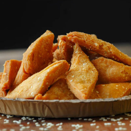 Namak Para (Classic Salty Crisp Bites)