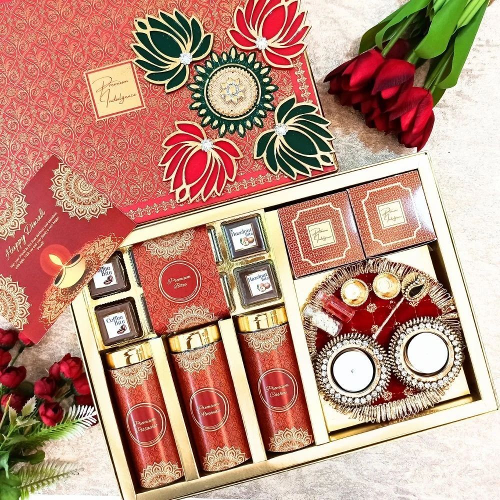 Teej Desi Mithas Box